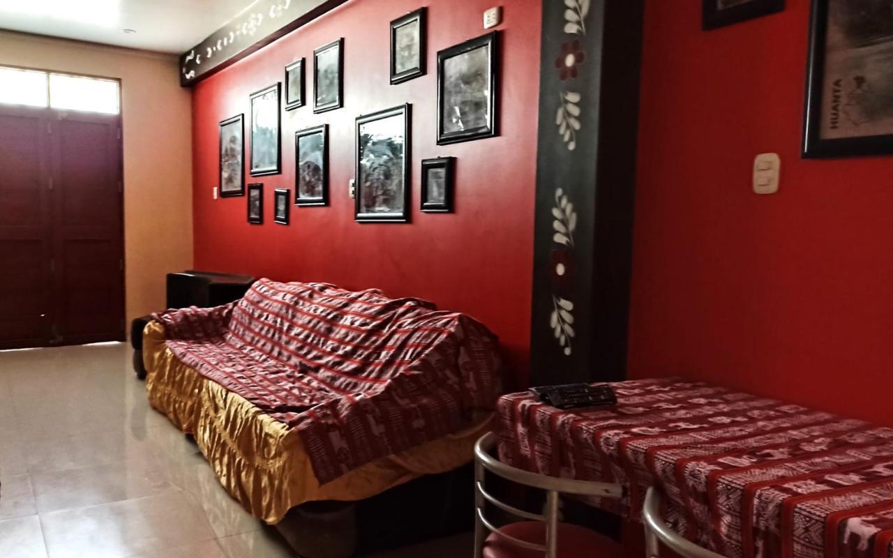 Casa Sucre Hostel อายากุตโช ภายนอก รูปภาพ